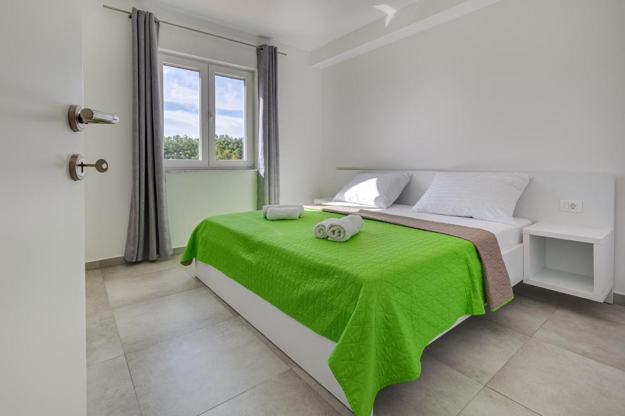 Green Point Paklenica Starigrad Paklenica Dış mekan fotoğraf